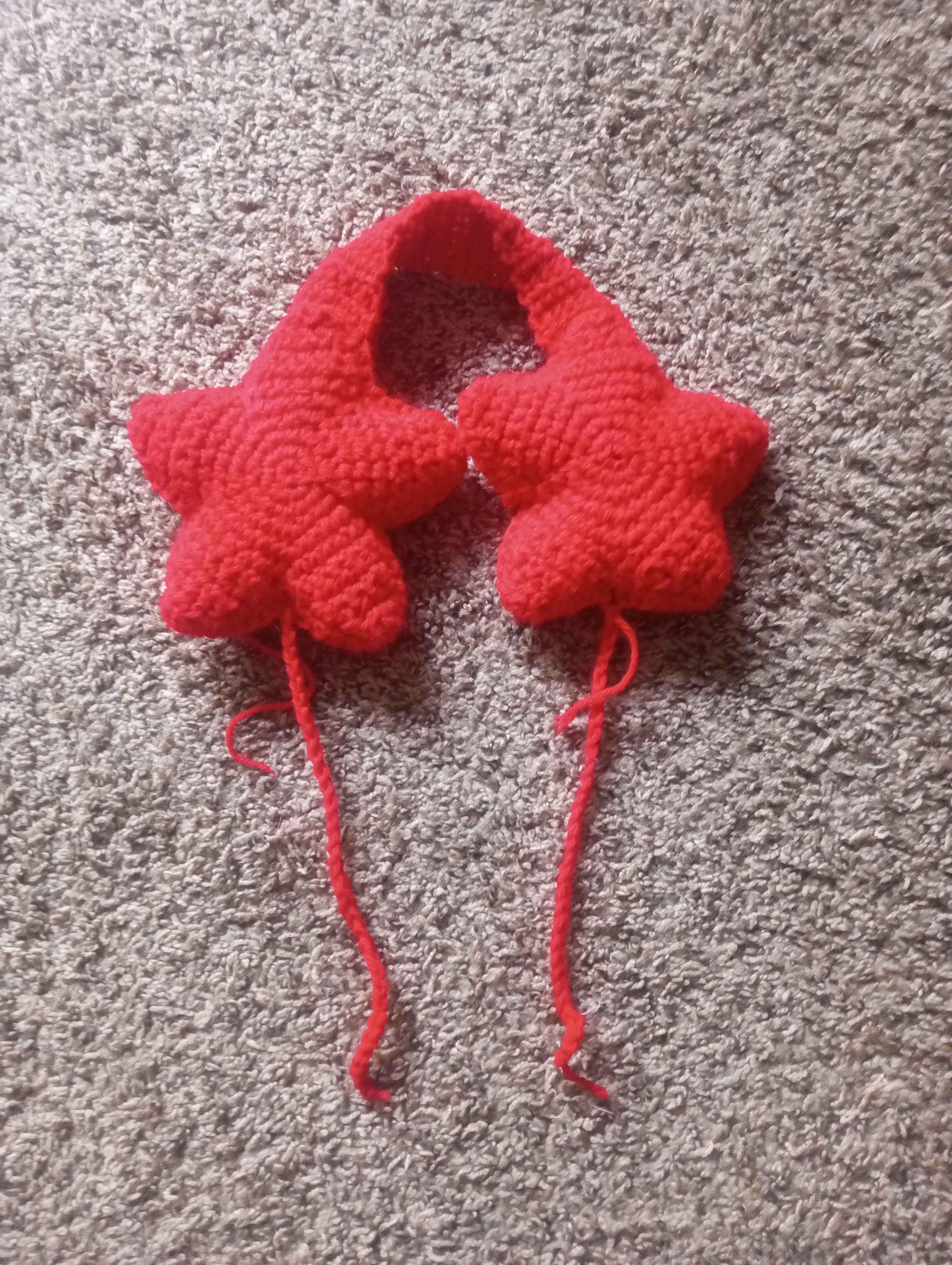 red star earwarmers